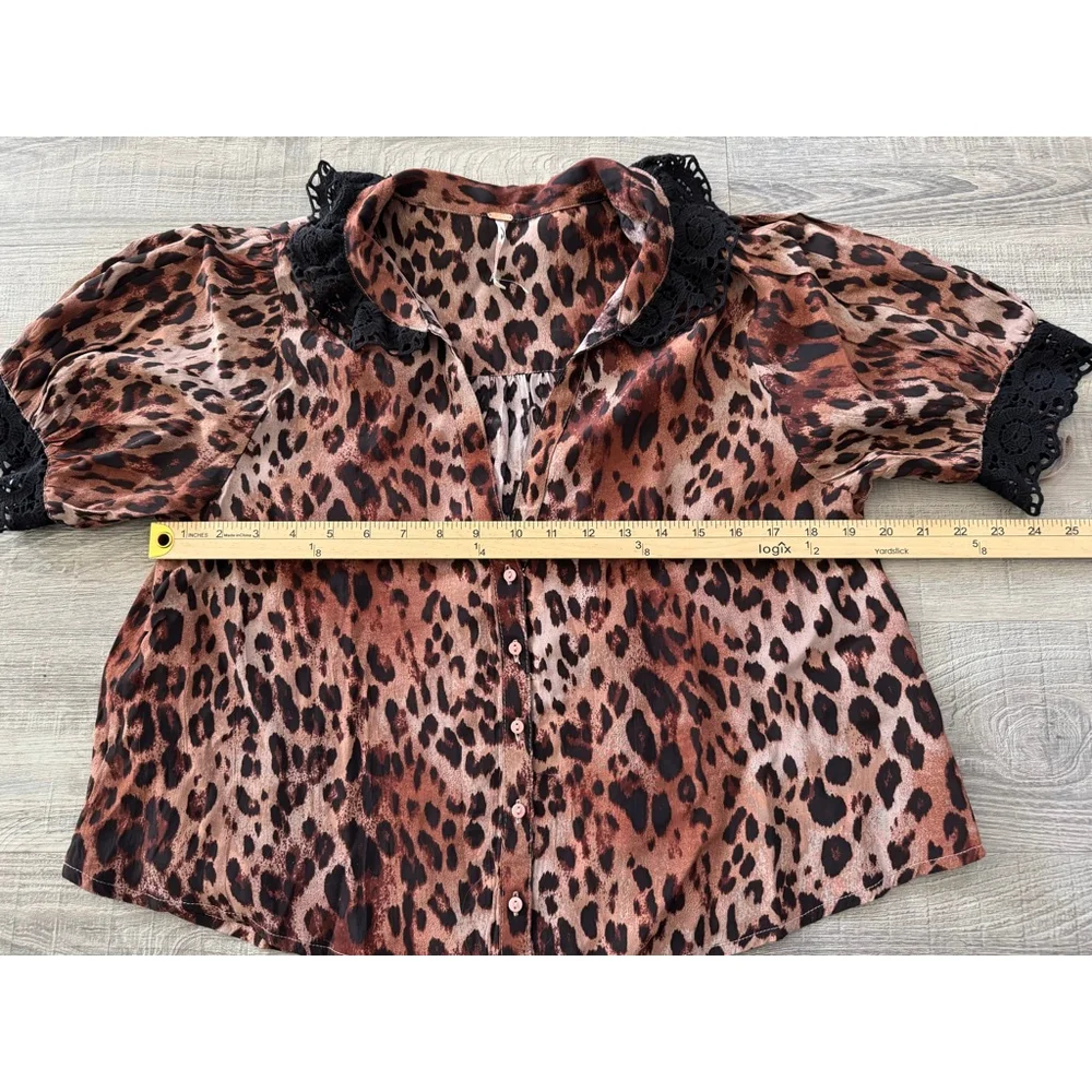 Free People My Love Printed Blouse Sz Small NWOT Brown Black Animal Print Retro - Picture 9 of 11